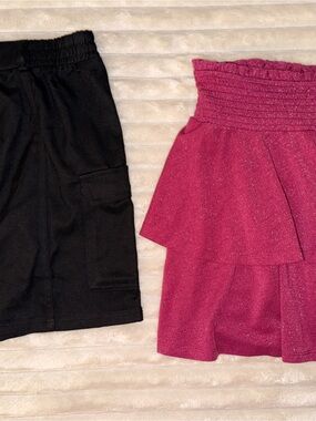 📚Back to school bundle 📚
Girls Pink Glitter Tiered Skirt -